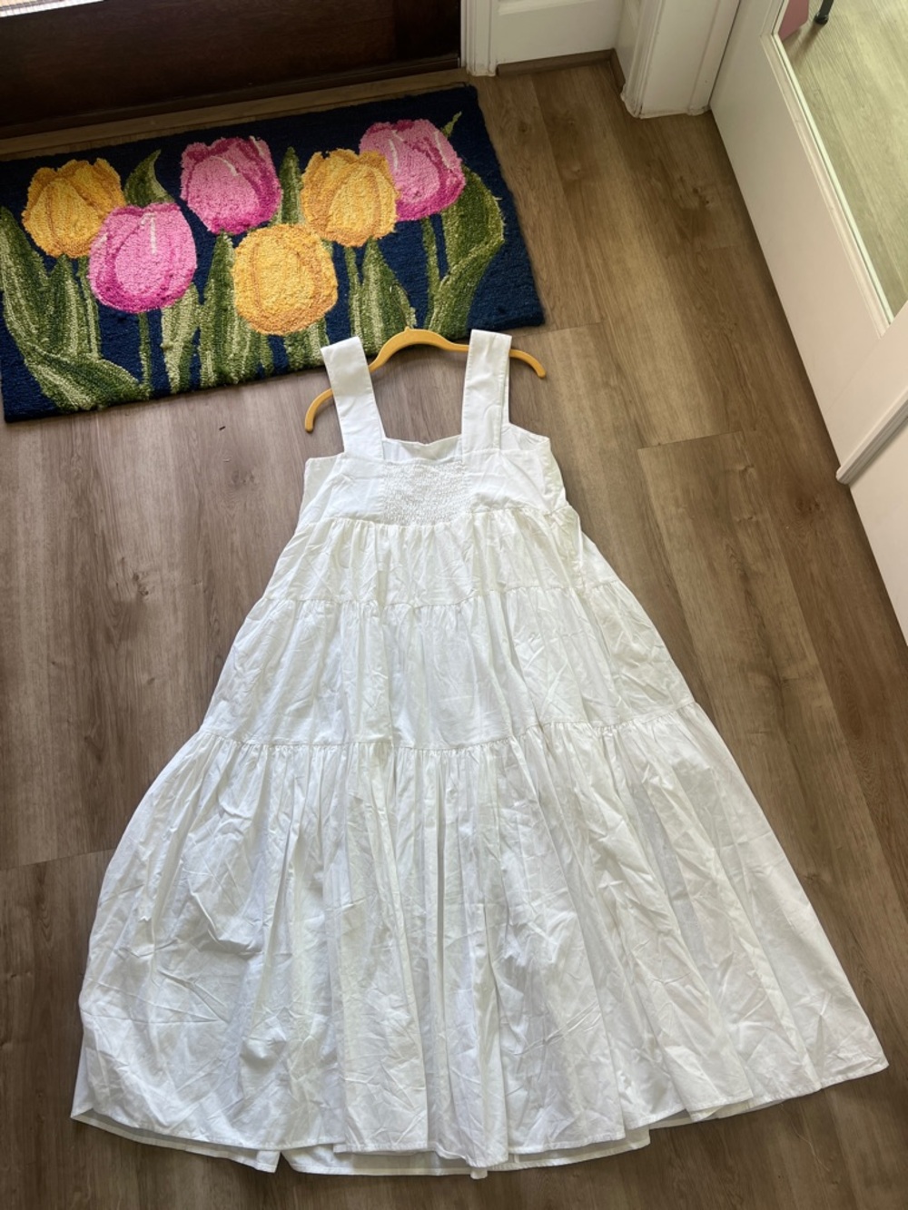 eesome White Square-Neck Tiered Maxi Dress - Picture 3 of 6